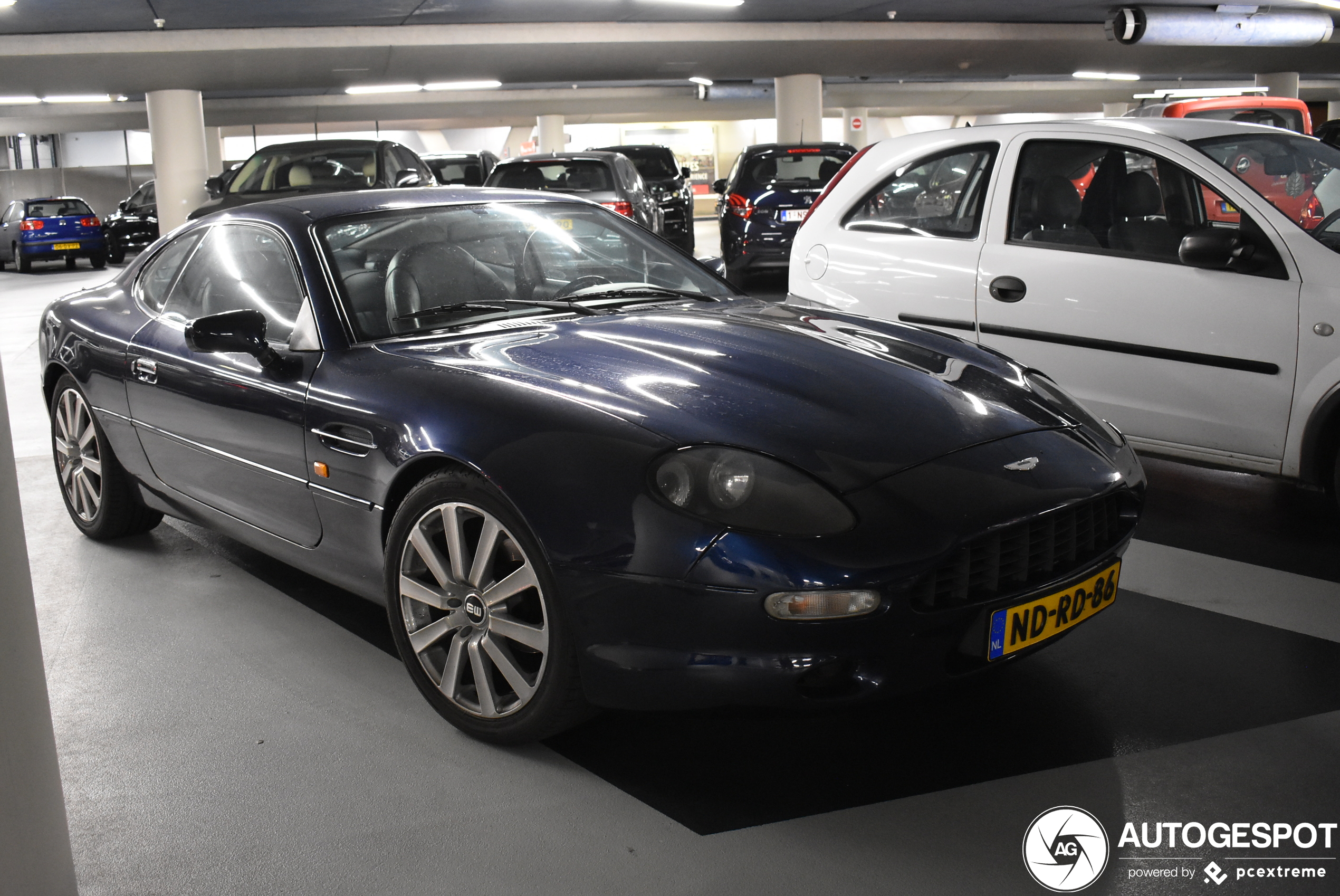 Aston Martin DB7