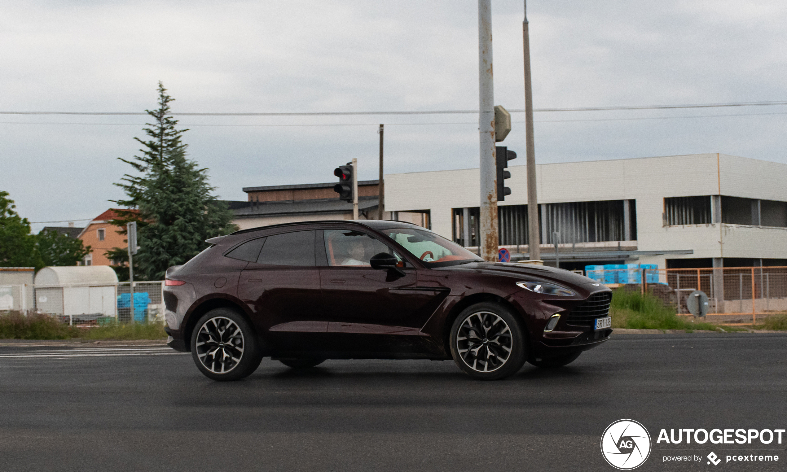 Aston Martin DBX