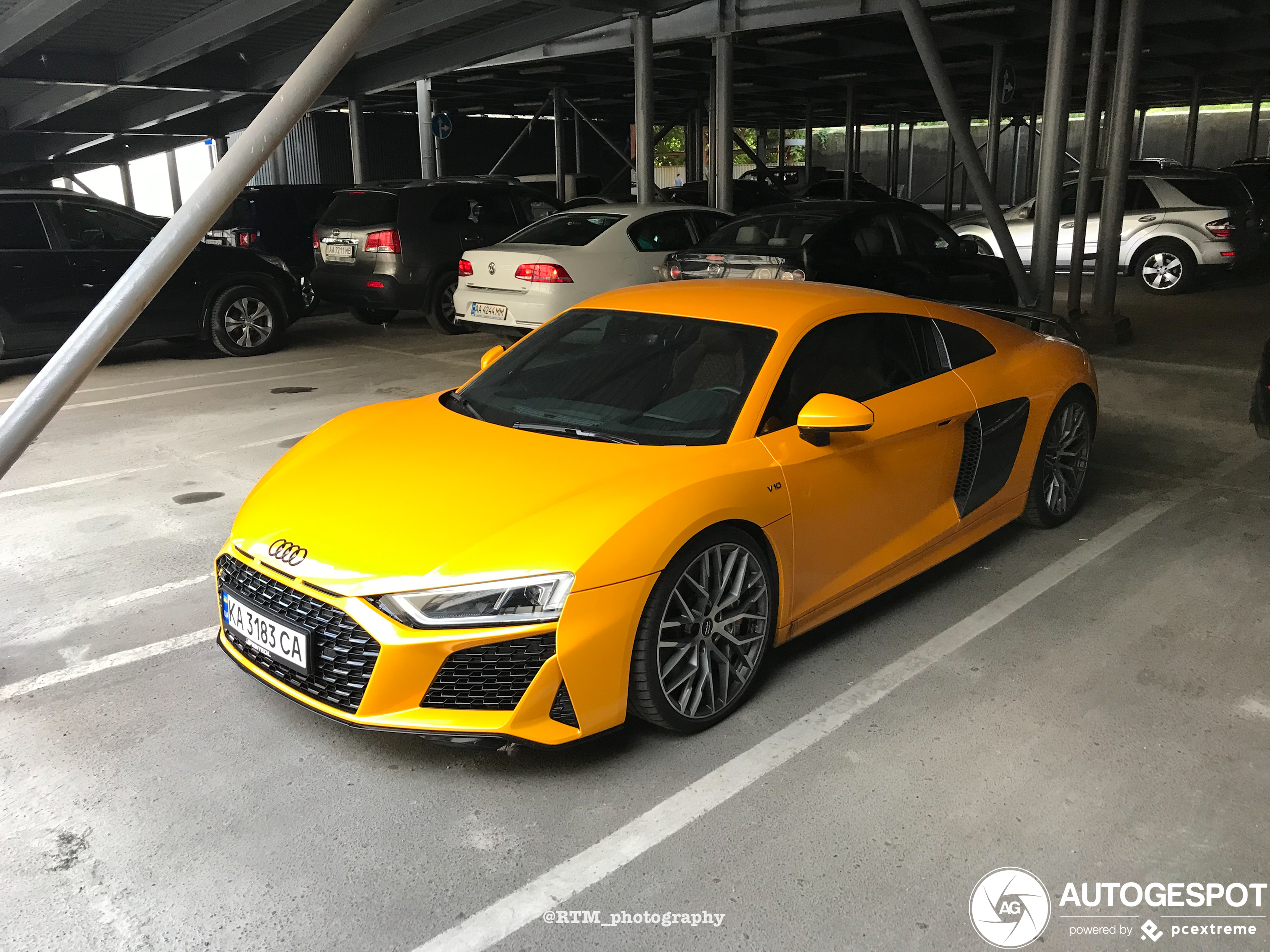 Audi R8 V10 Plus 2015