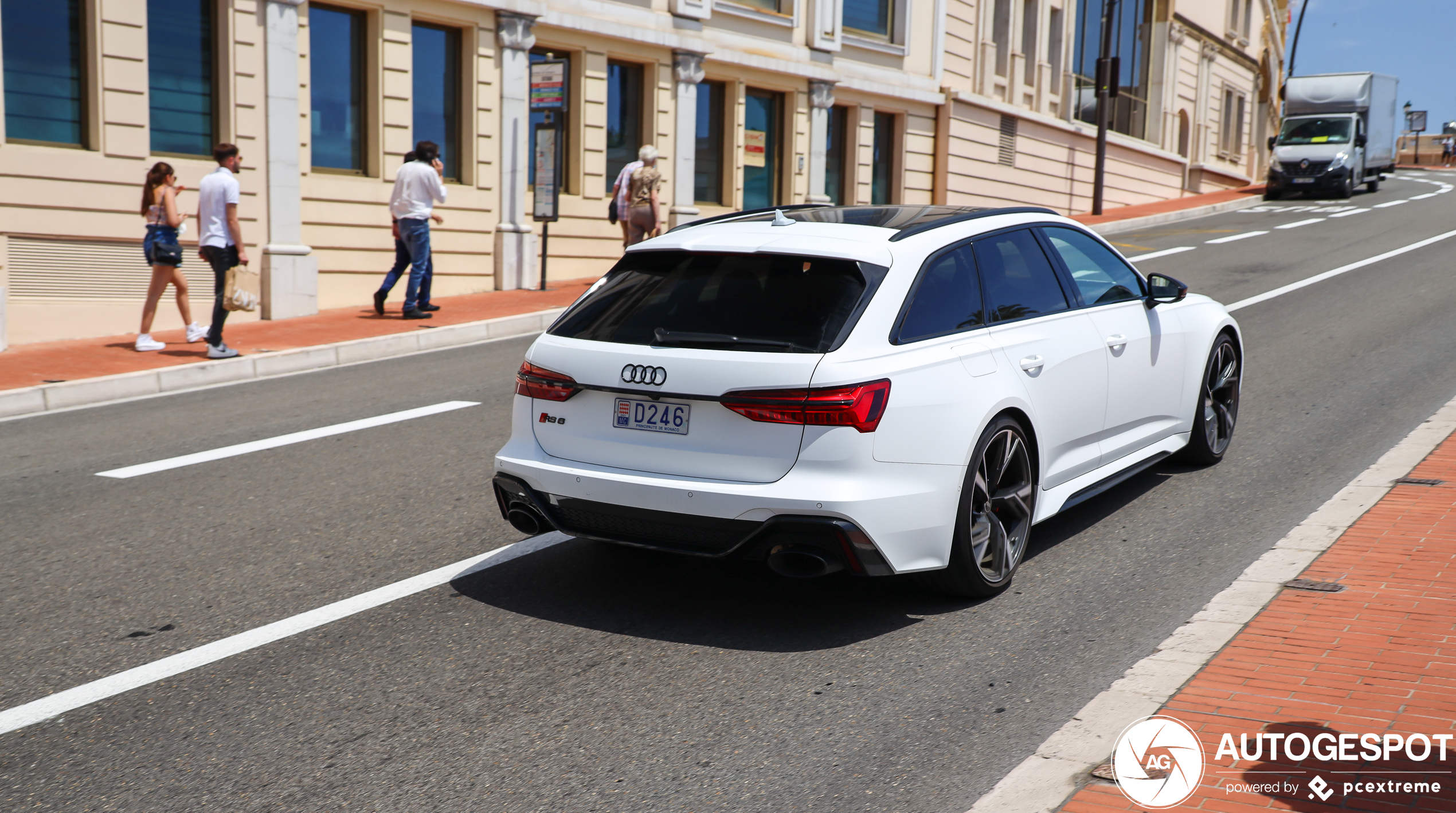 Audi RS6 Avant C8