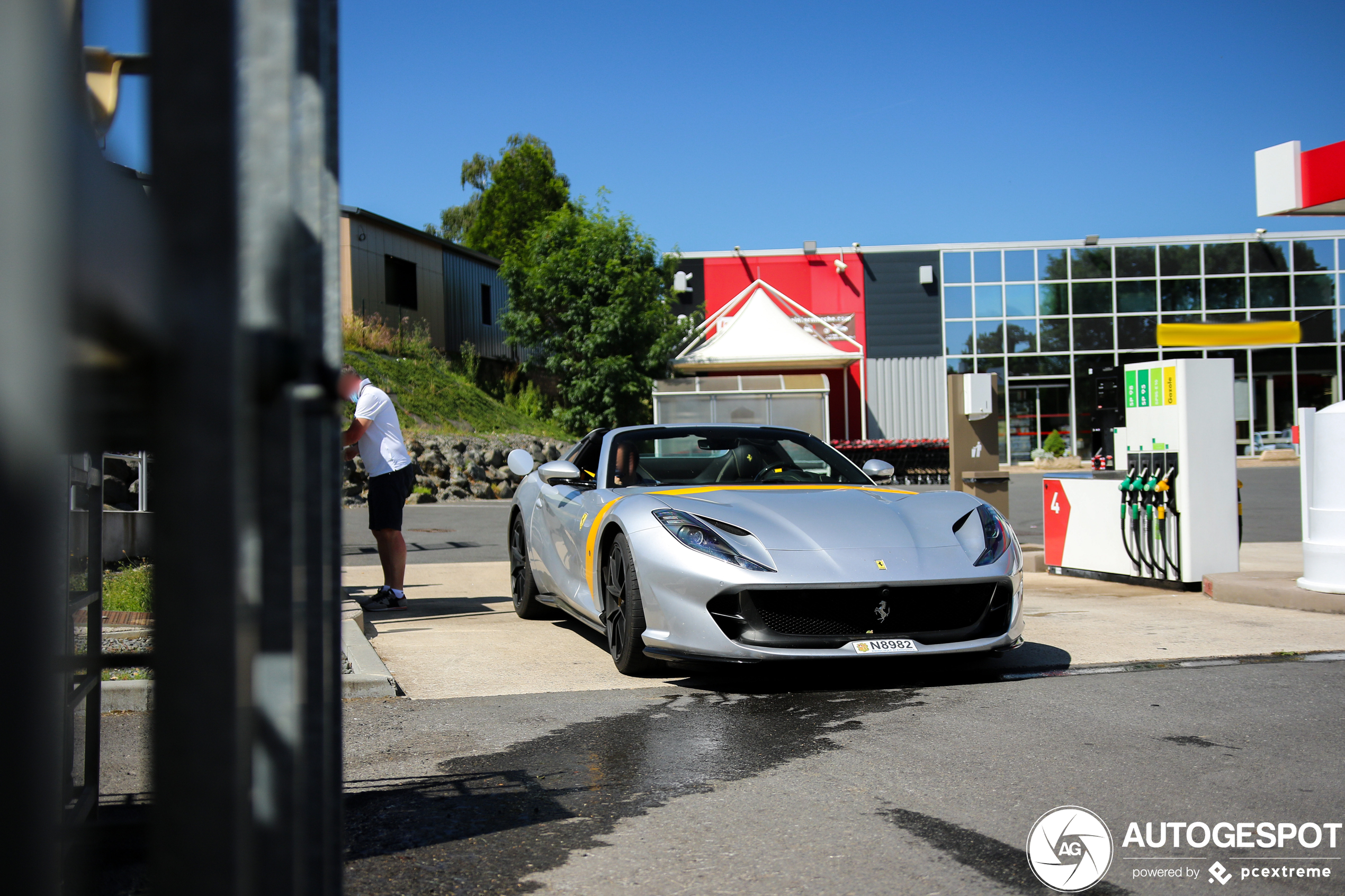 Ferrari 812 GTS