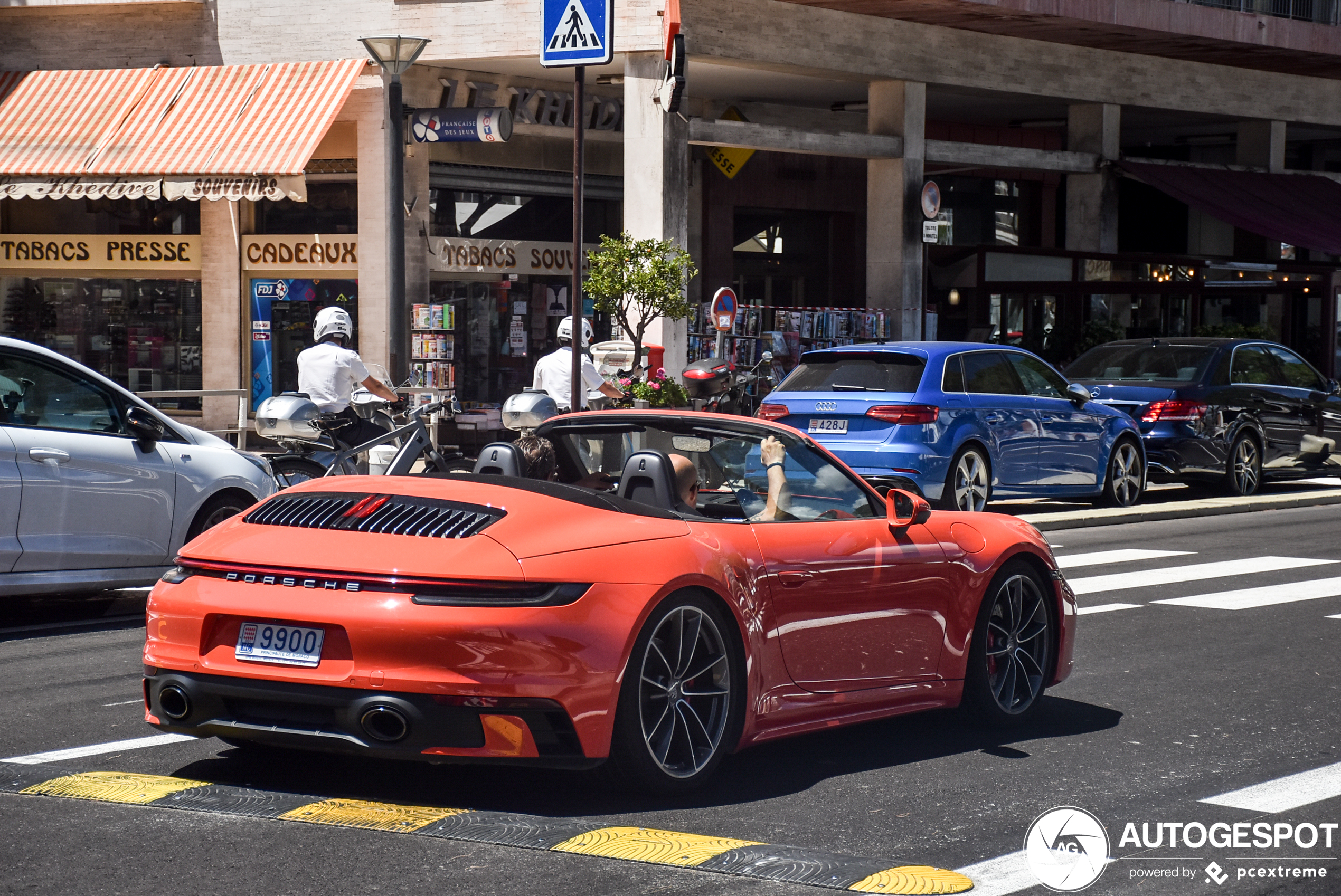 Porsche 992 Carrera 4S Cabriolet