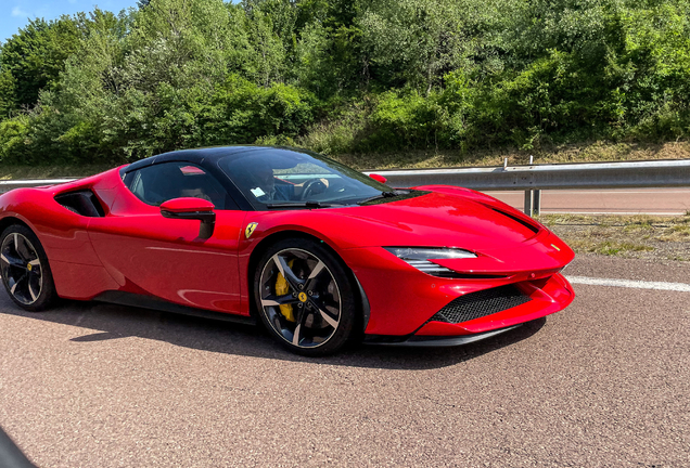 Ferrari SF90 Spider