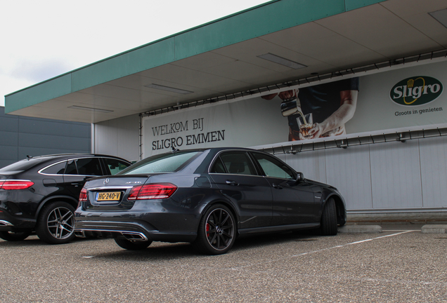 Mercedes-Benz E 63 AMG S W212