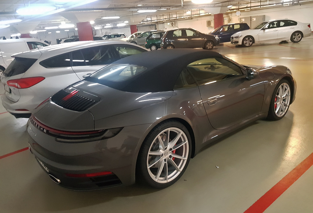 Porsche 992 Carrera S Cabriolet