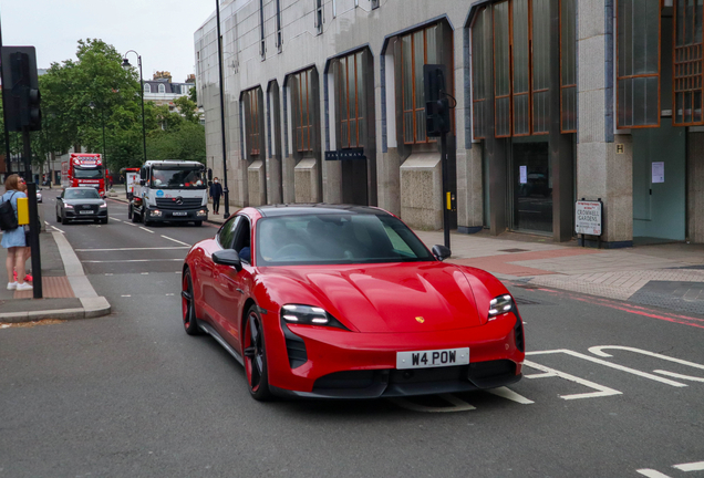 Porsche Taycan Turbo S