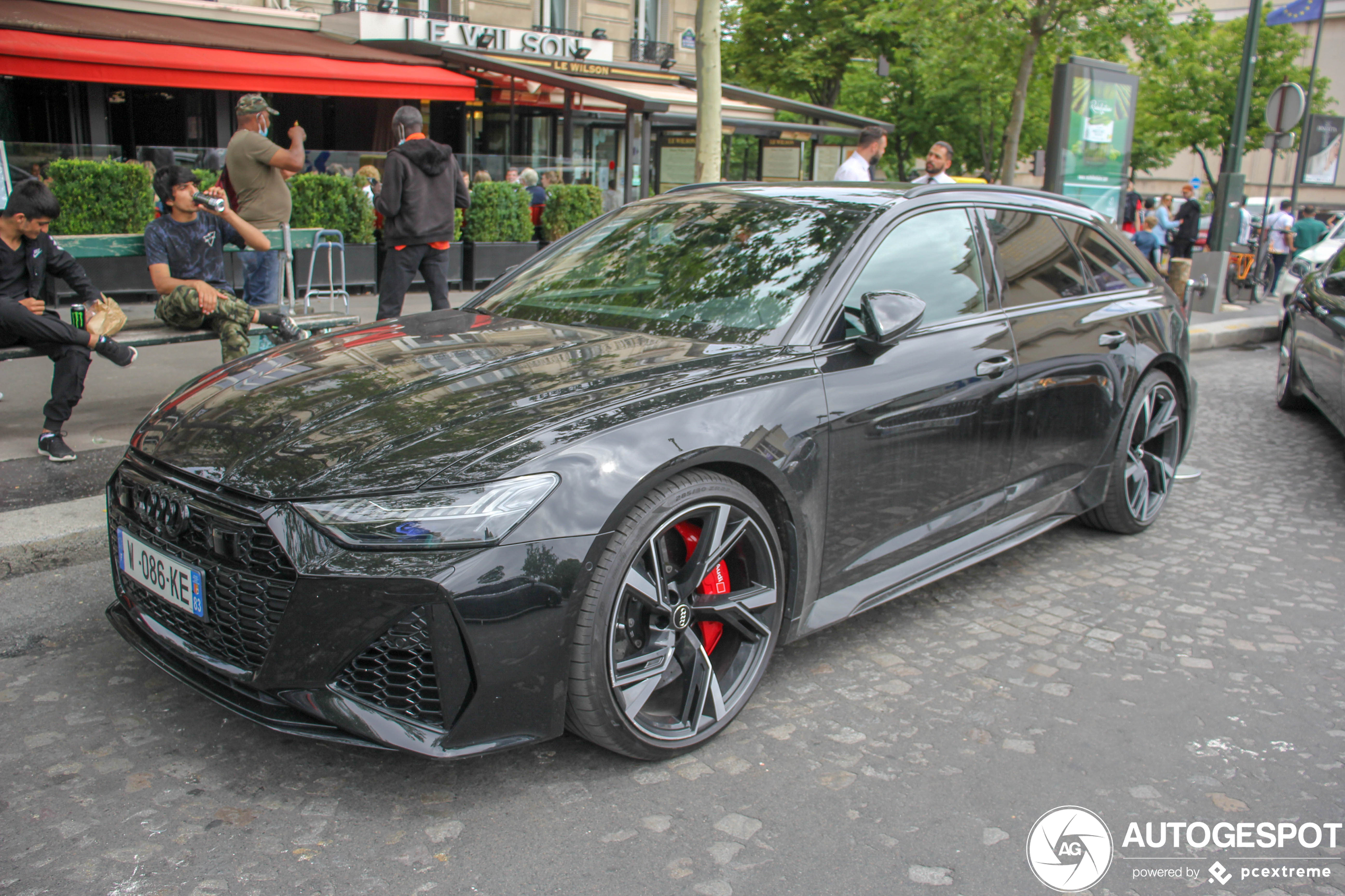 Audi RS6 Avant C8