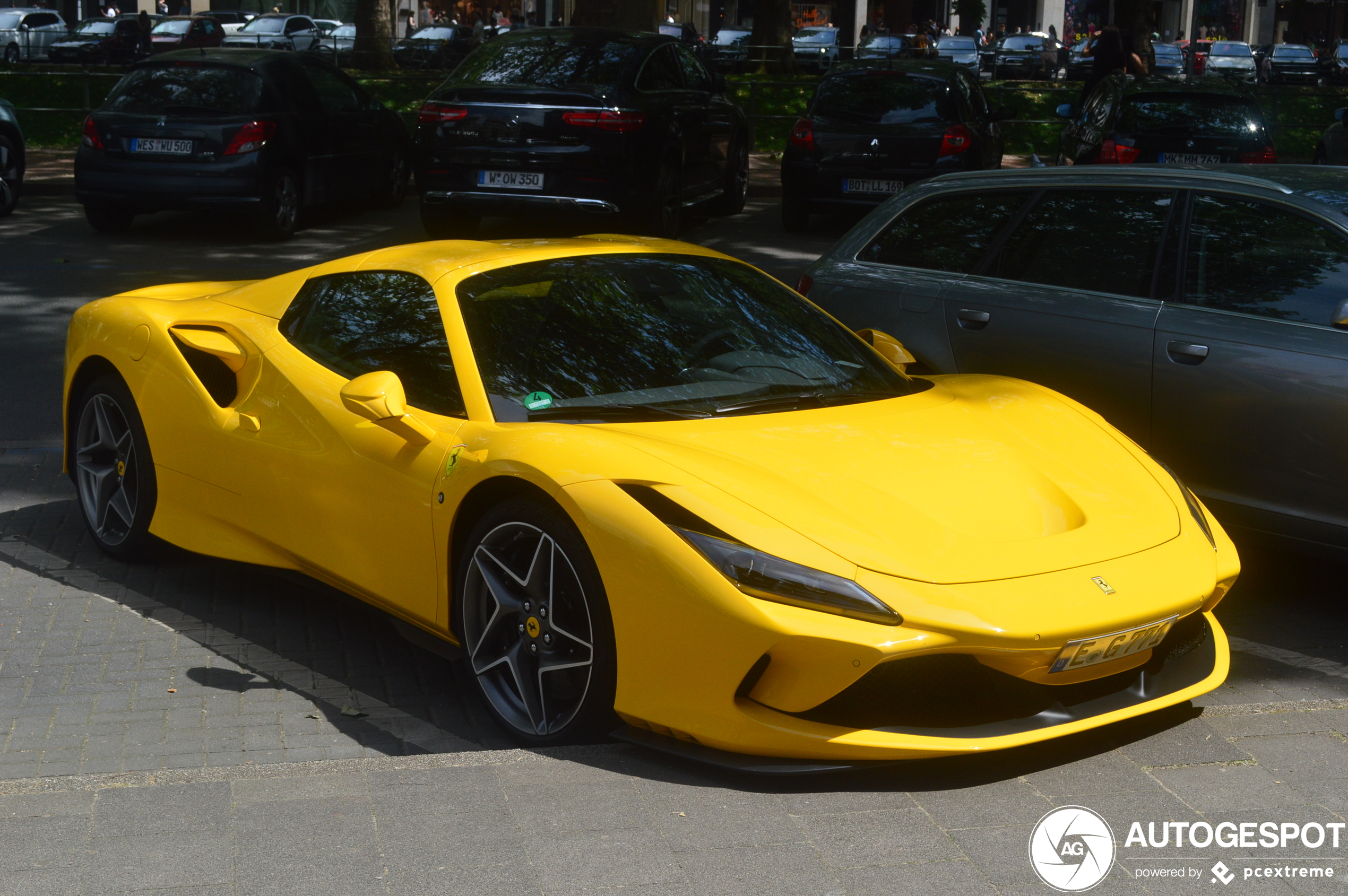 Ferrari F8 Spider