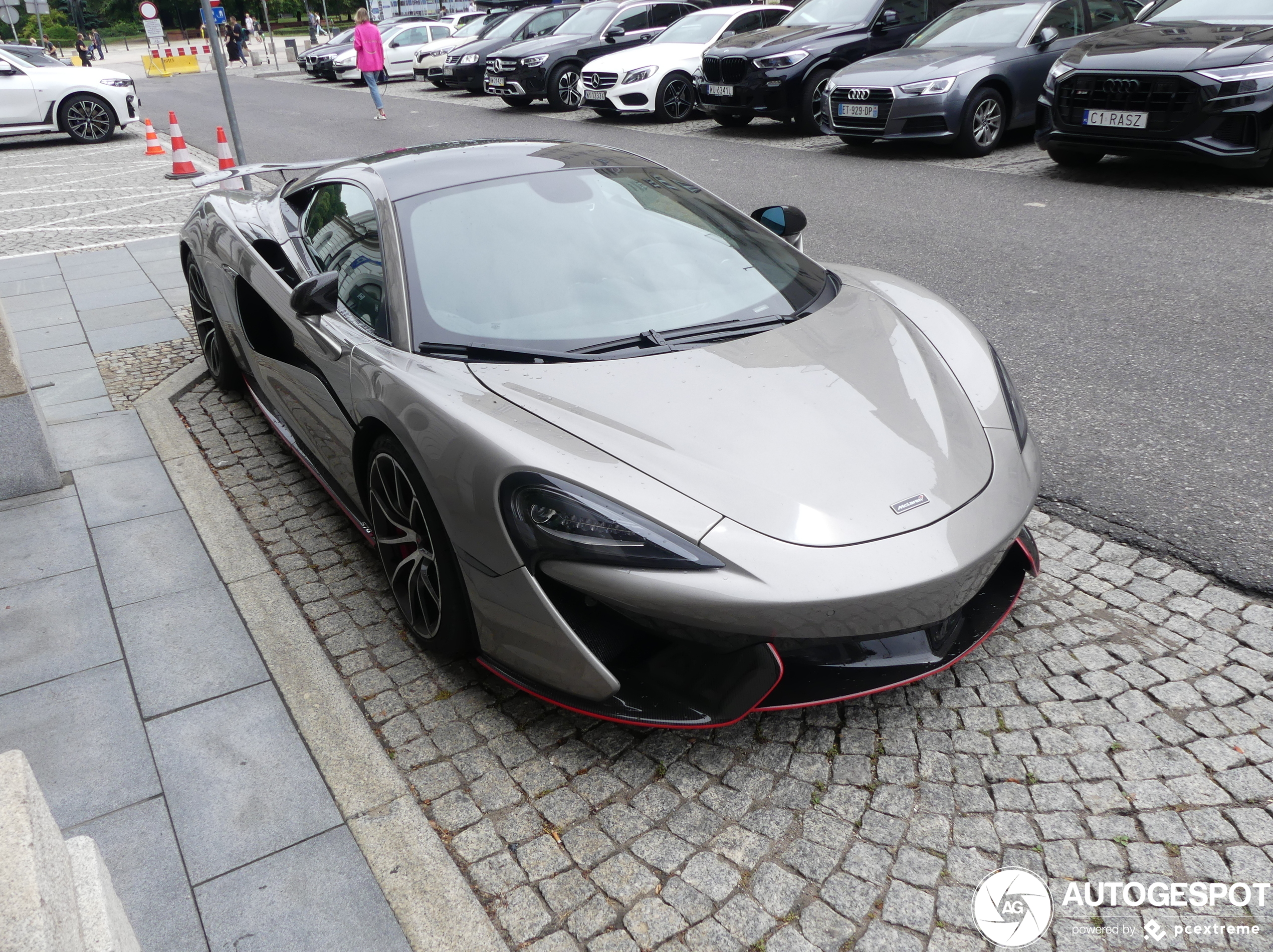 McLaren 570S