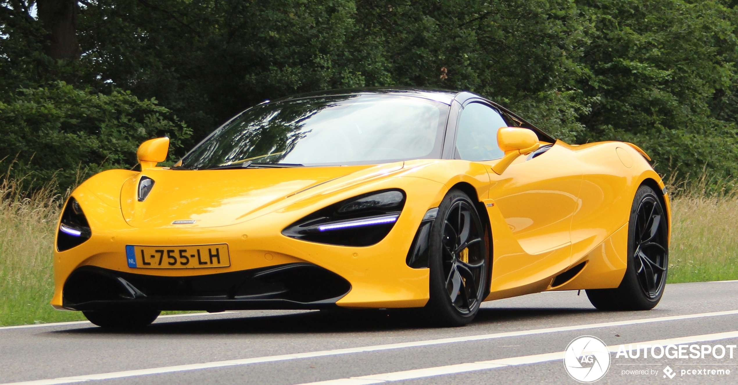 McLaren 720S Spider