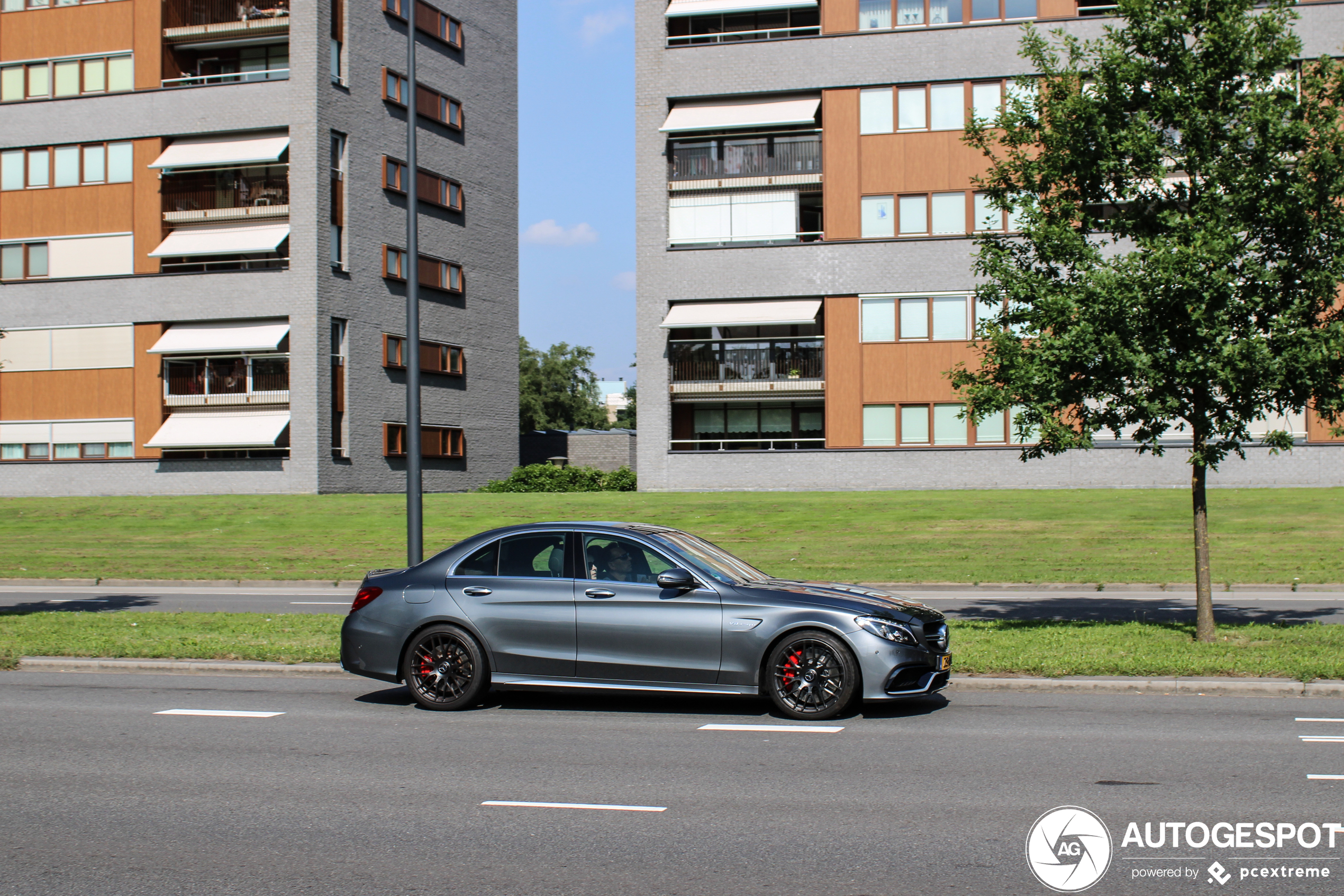 Mercedes-AMG C 63 S W205