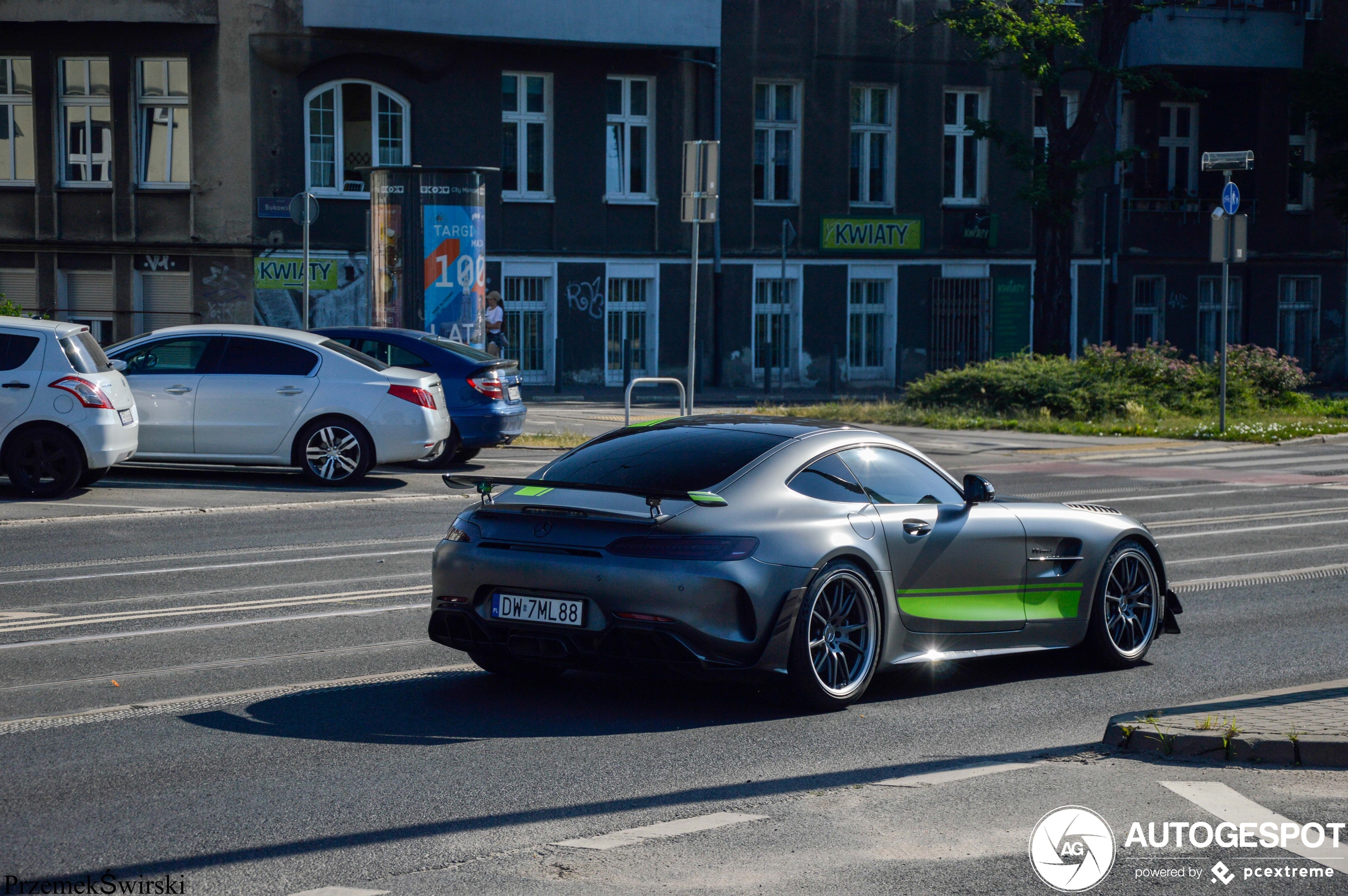 Mercedes-AMG GT R Pro C190