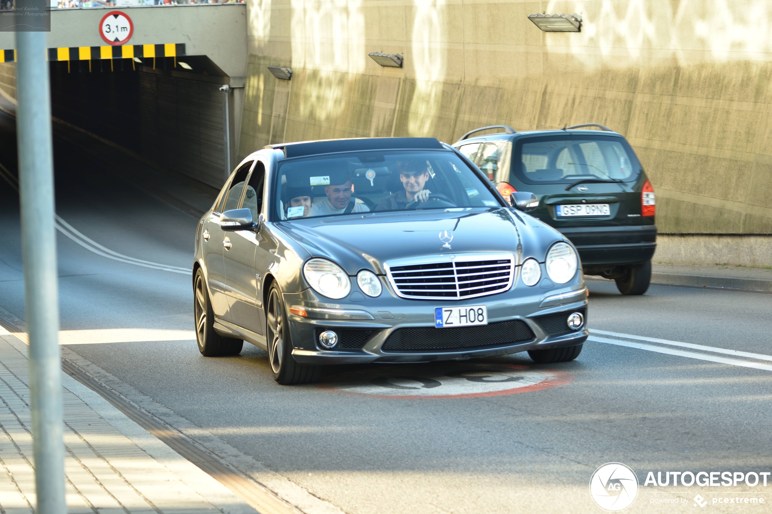 Mercedes-Benz E 63 AMG