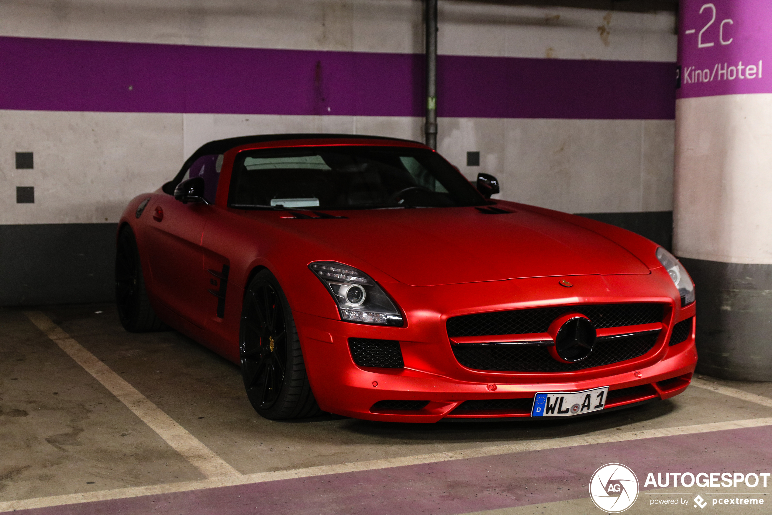 Mercedes-Benz SLS AMG GT Roadster