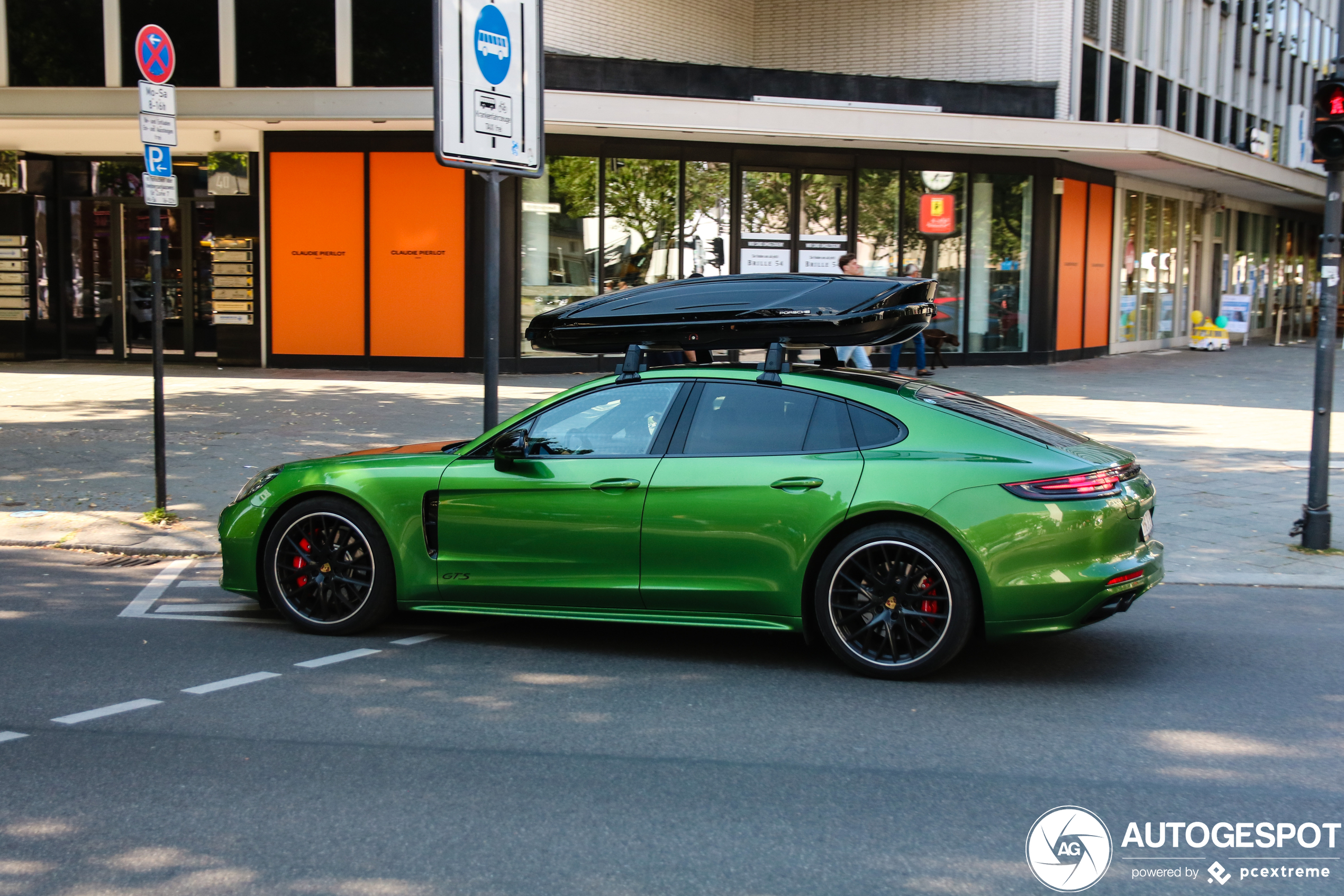 Porsche 971 Panamera GTS MkI