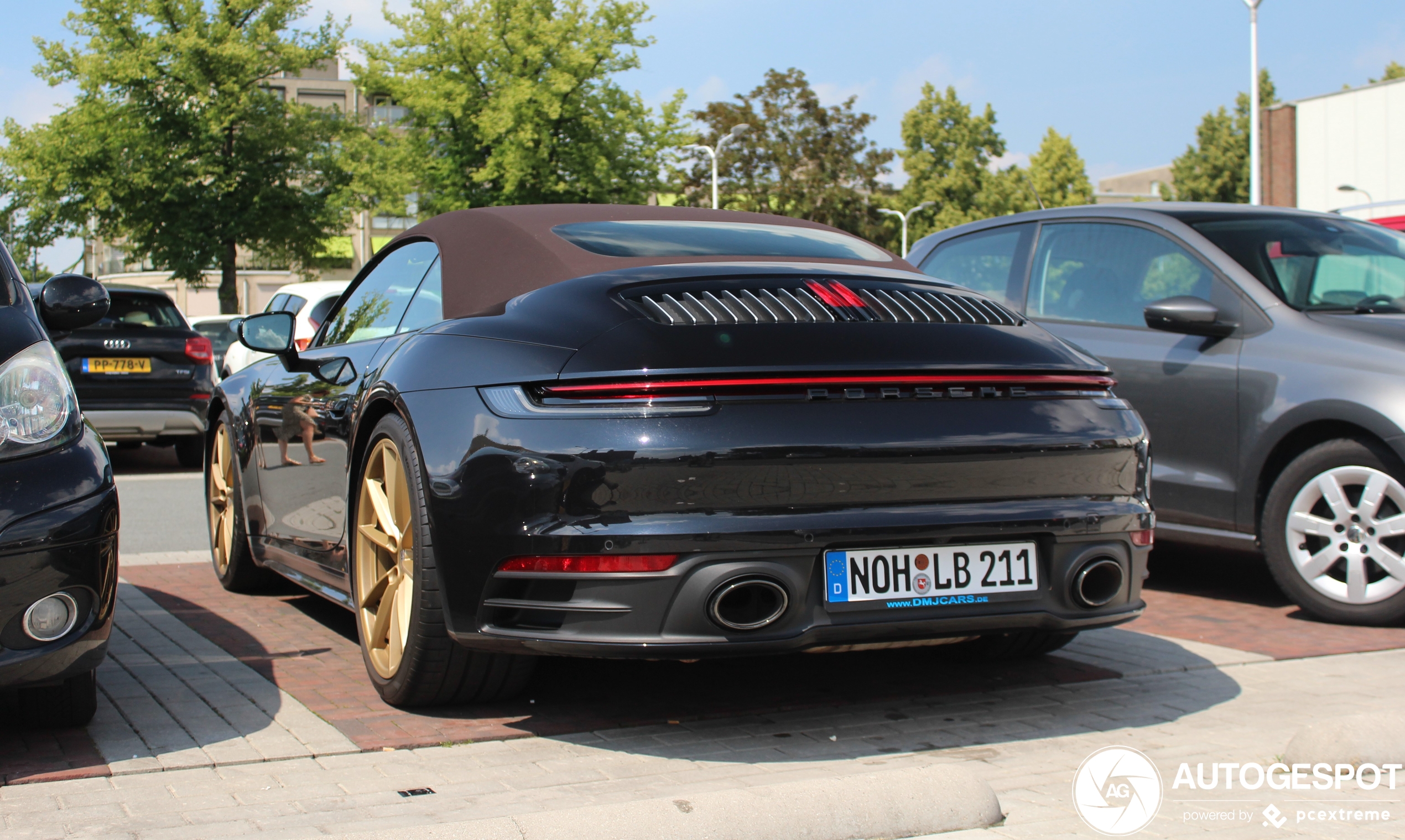 Porsche 992 Carrera 4S Cabriolet