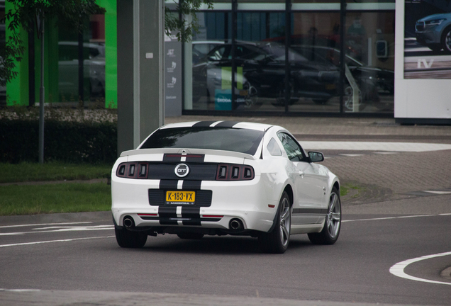 Ford Mustang GT 2013