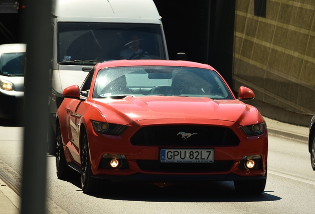 Ford Mustang GT 2015