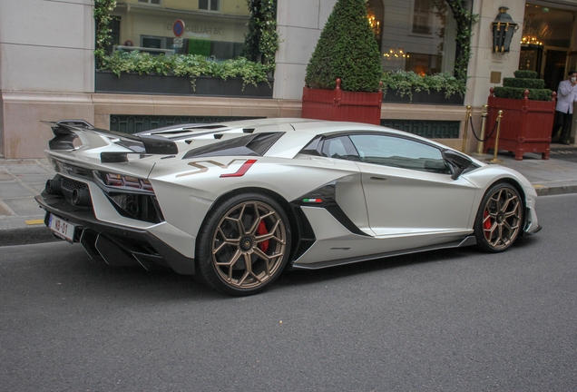 Lamborghini Aventador LP770-4 SVJ