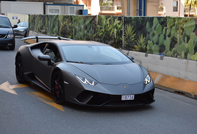 Lamborghini Huracán LP640-4 Performante