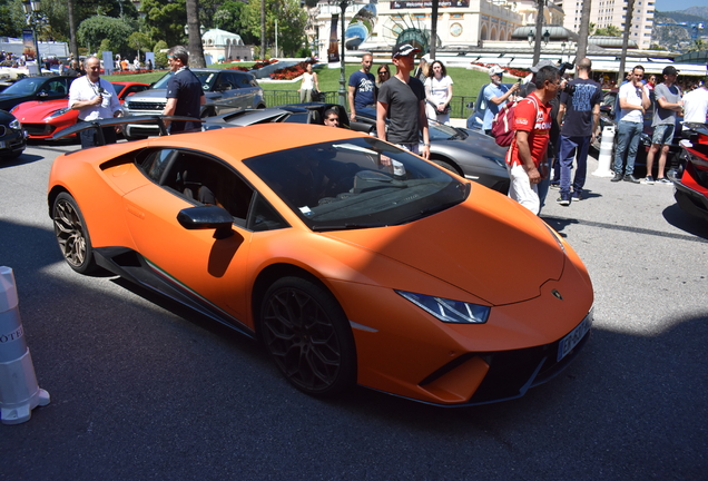 Lamborghini Huracán LP640-4 Performante