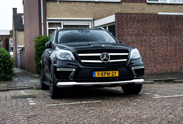 Mercedes-Benz GL 63 AMG X166