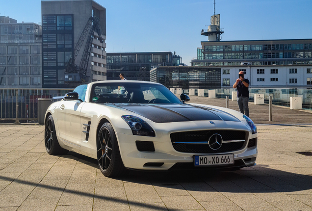 Mercedes-Benz SLS AMG GT Roadster Final Edition