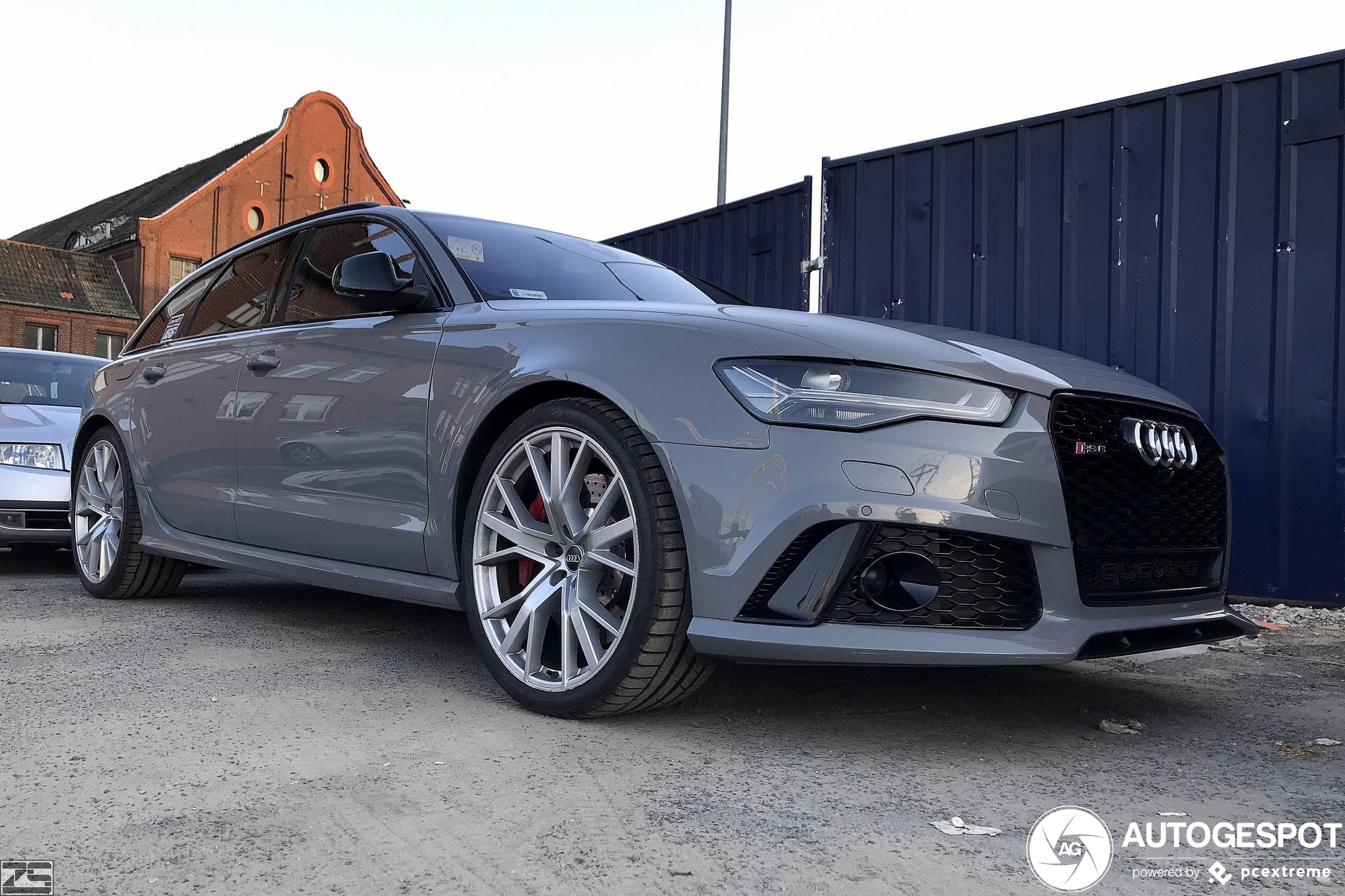 Audi RS6 Avant C7 2015