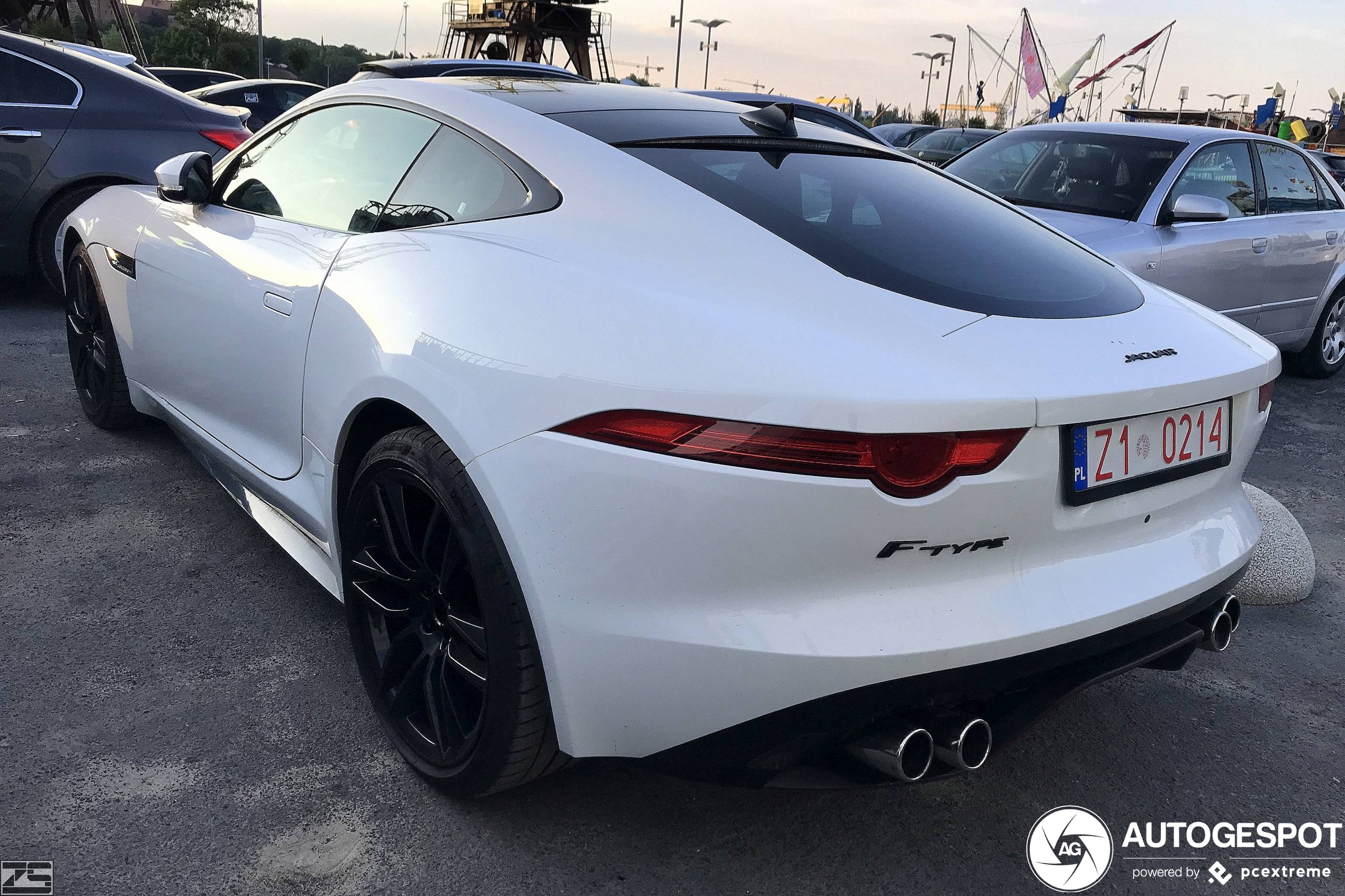 Jaguar F-TYPE R Coupé