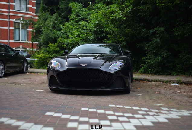 Aston Martin DBS Superleggera