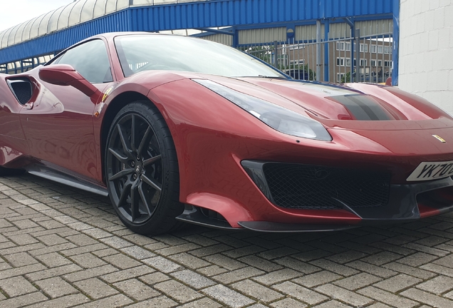 Ferrari 488 Pista