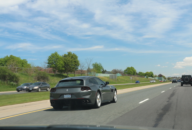 Ferrari GTC4Lusso T