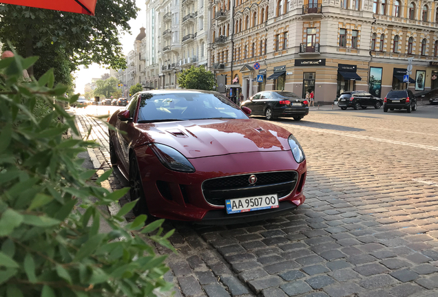 Jaguar F-TYPE R AWD Coupé