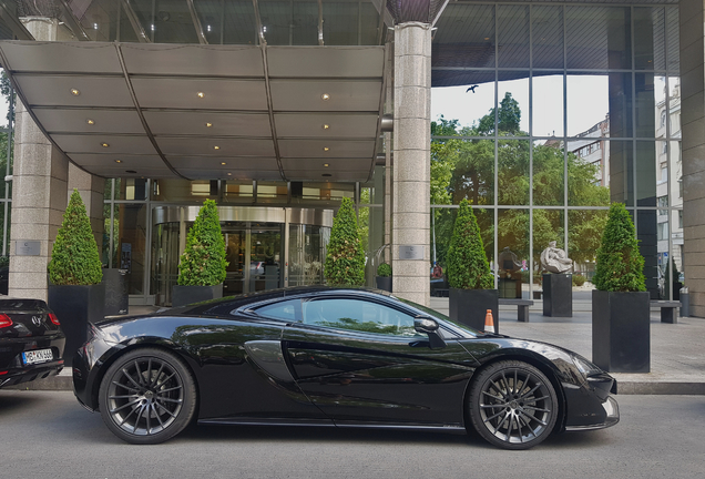 McLaren 570GT