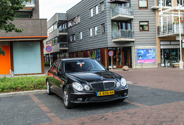 Mercedes-Benz E 55 AMG