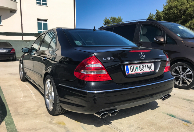 Mercedes-Benz E 55 AMG