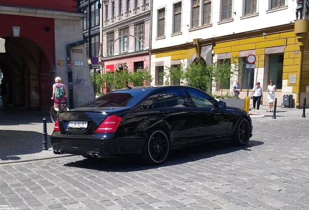 Mercedes-Benz S 63 AMG W221 2010