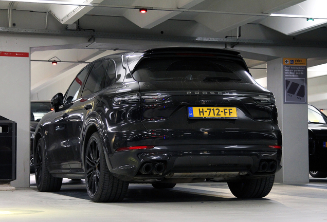 Porsche Cayenne Turbo S E-Hybrid