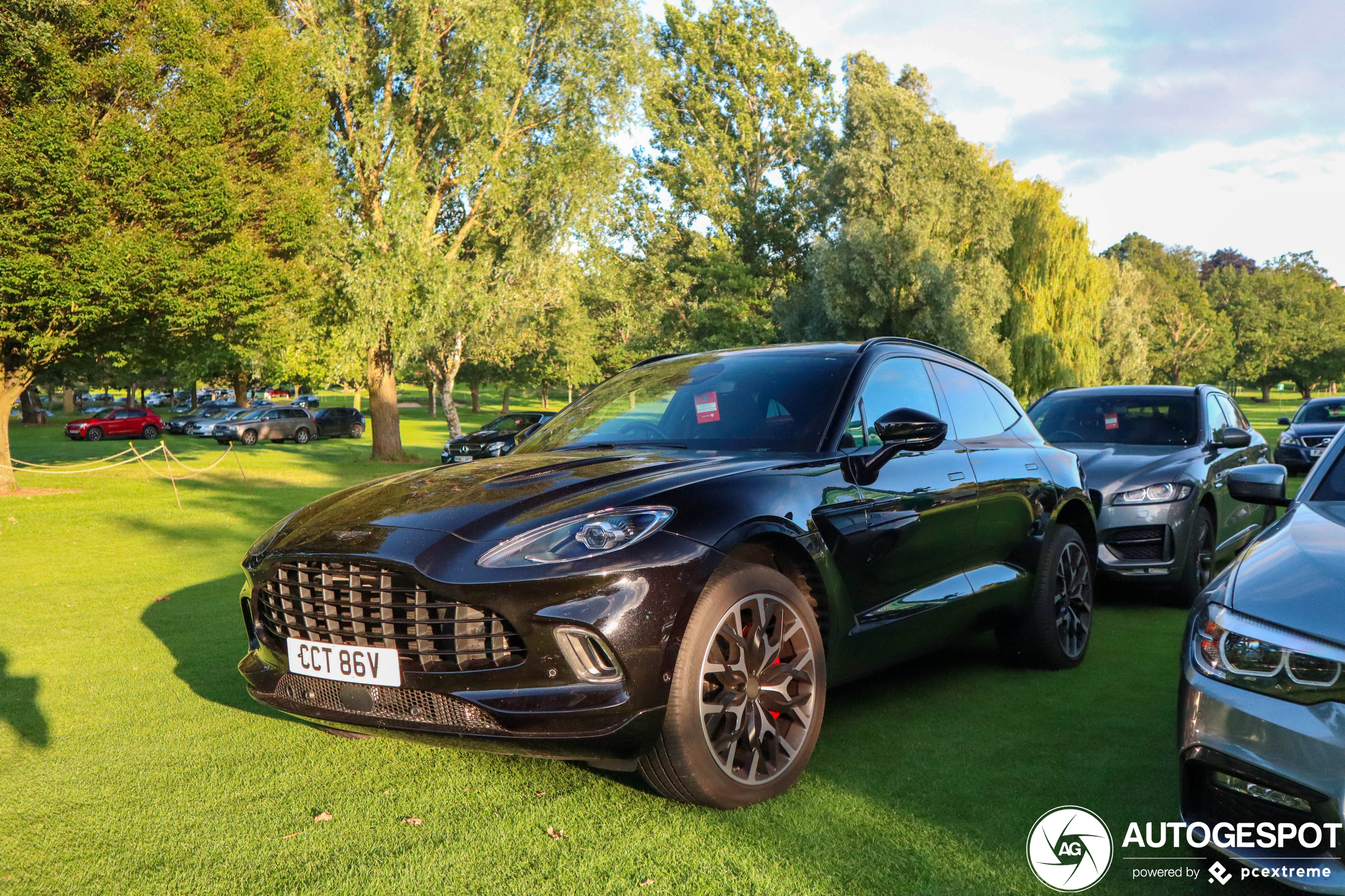 Aston Martin DBX