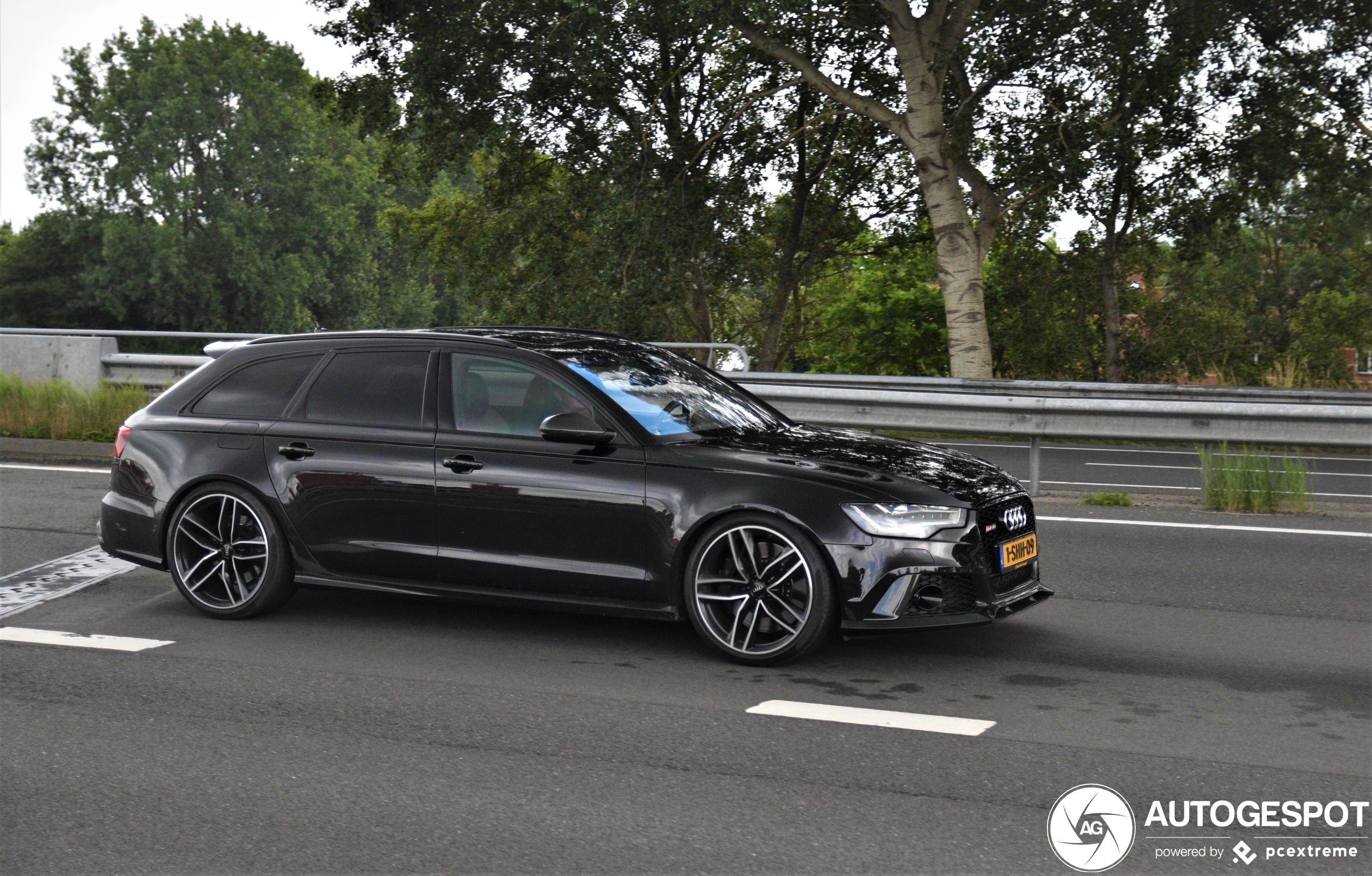 Audi RS6 Avant C7