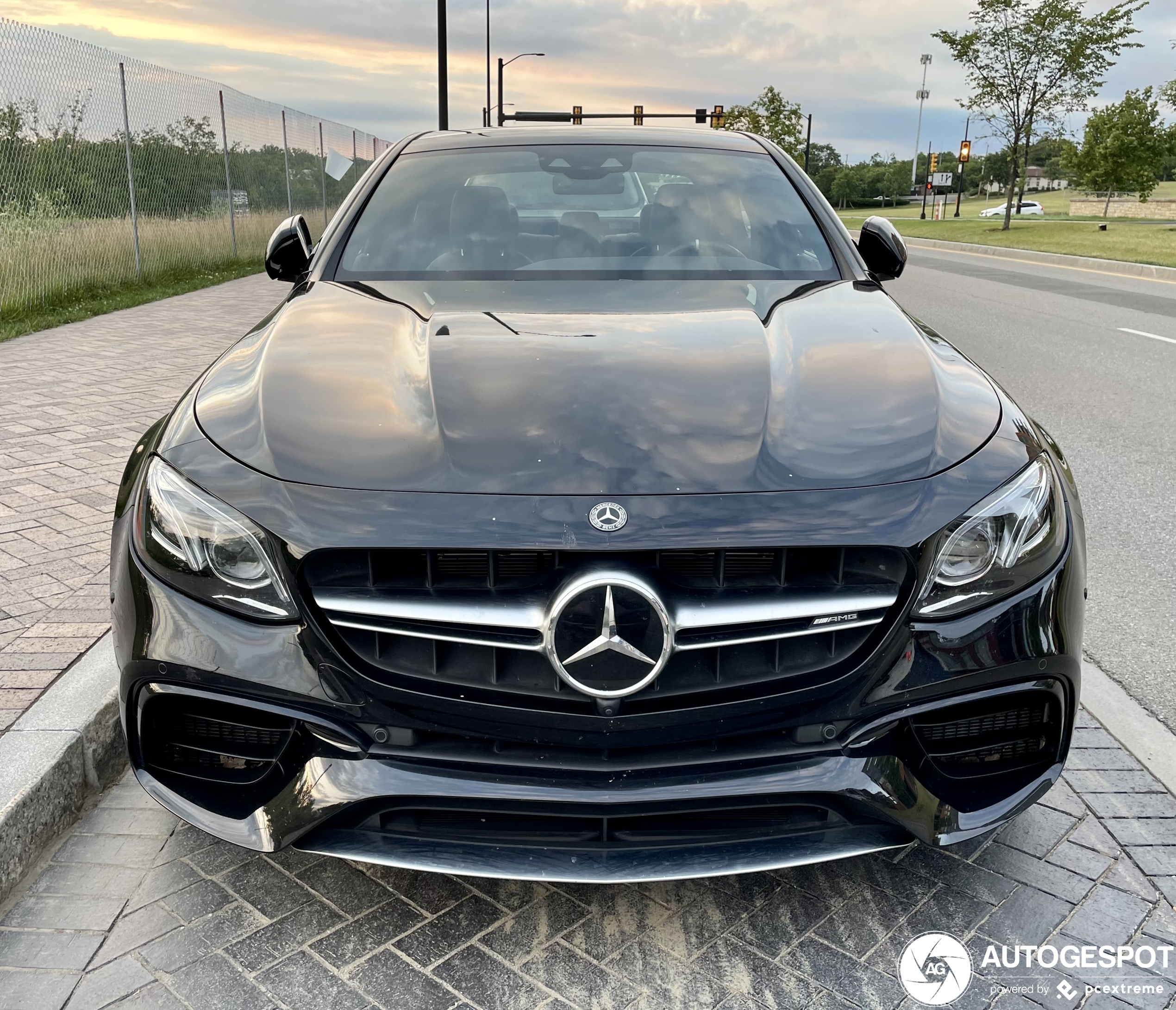 Mercedes-AMG E 63 S W213