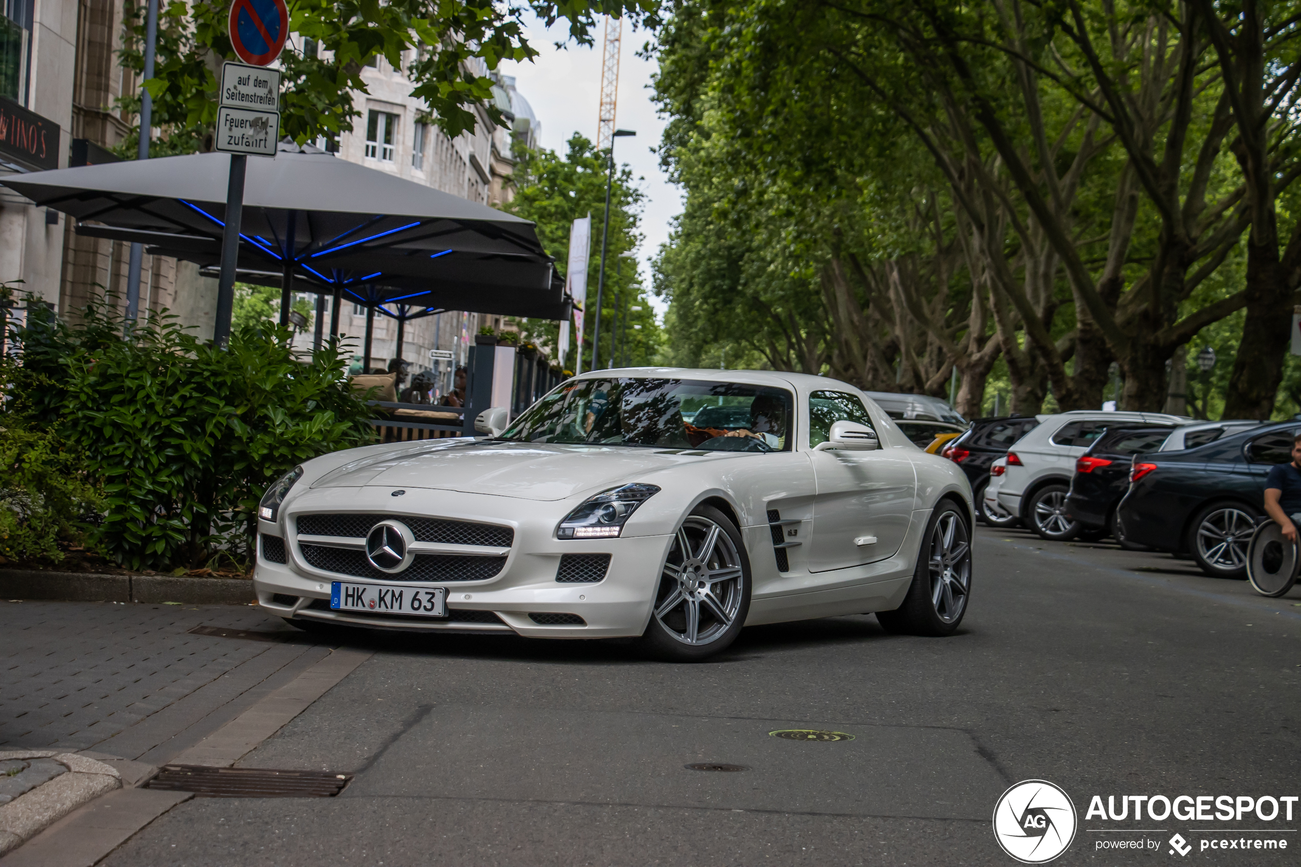 Mercedes-Benz SLS AMG