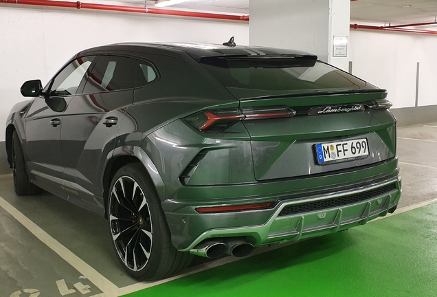 Lamborghini Urus