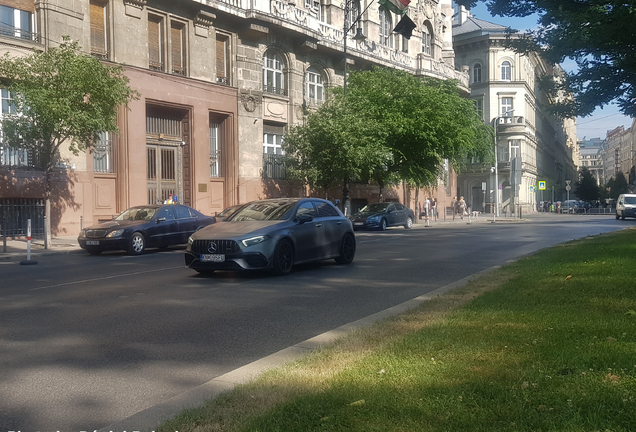 Mercedes-AMG A 45 S W177