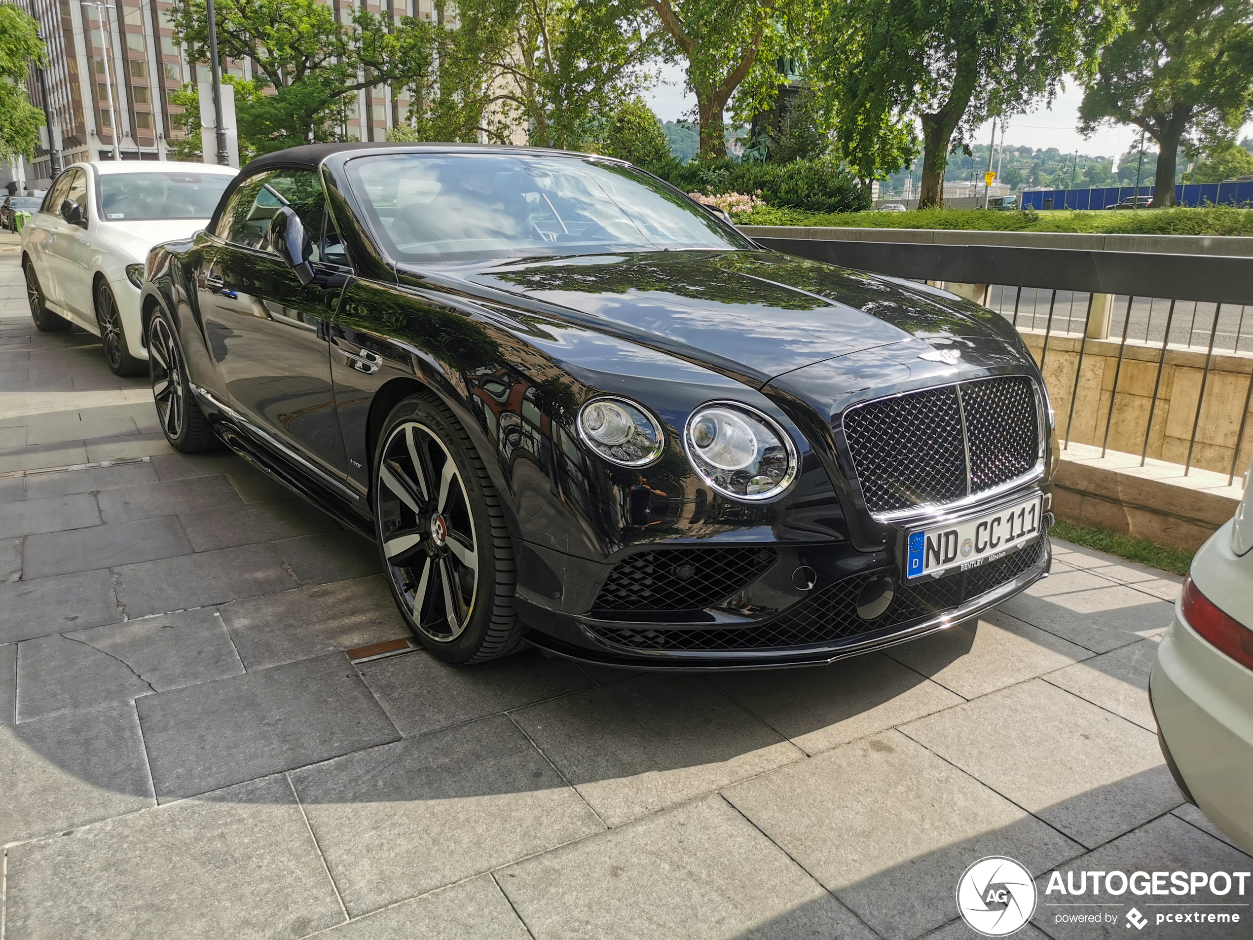 Bentley Continental GTC V8 S 2016