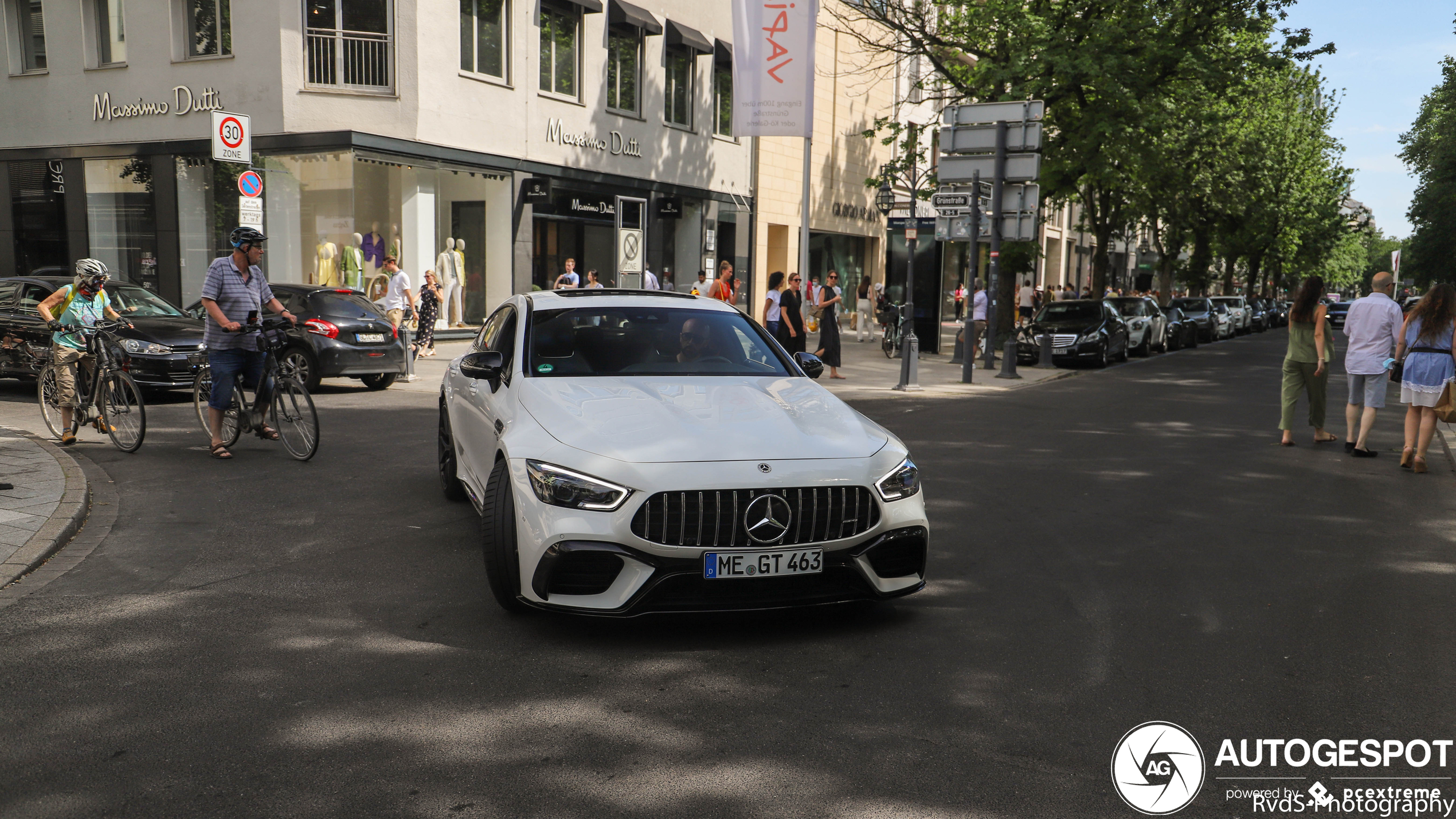 Mercedes-AMG GT 63 X290