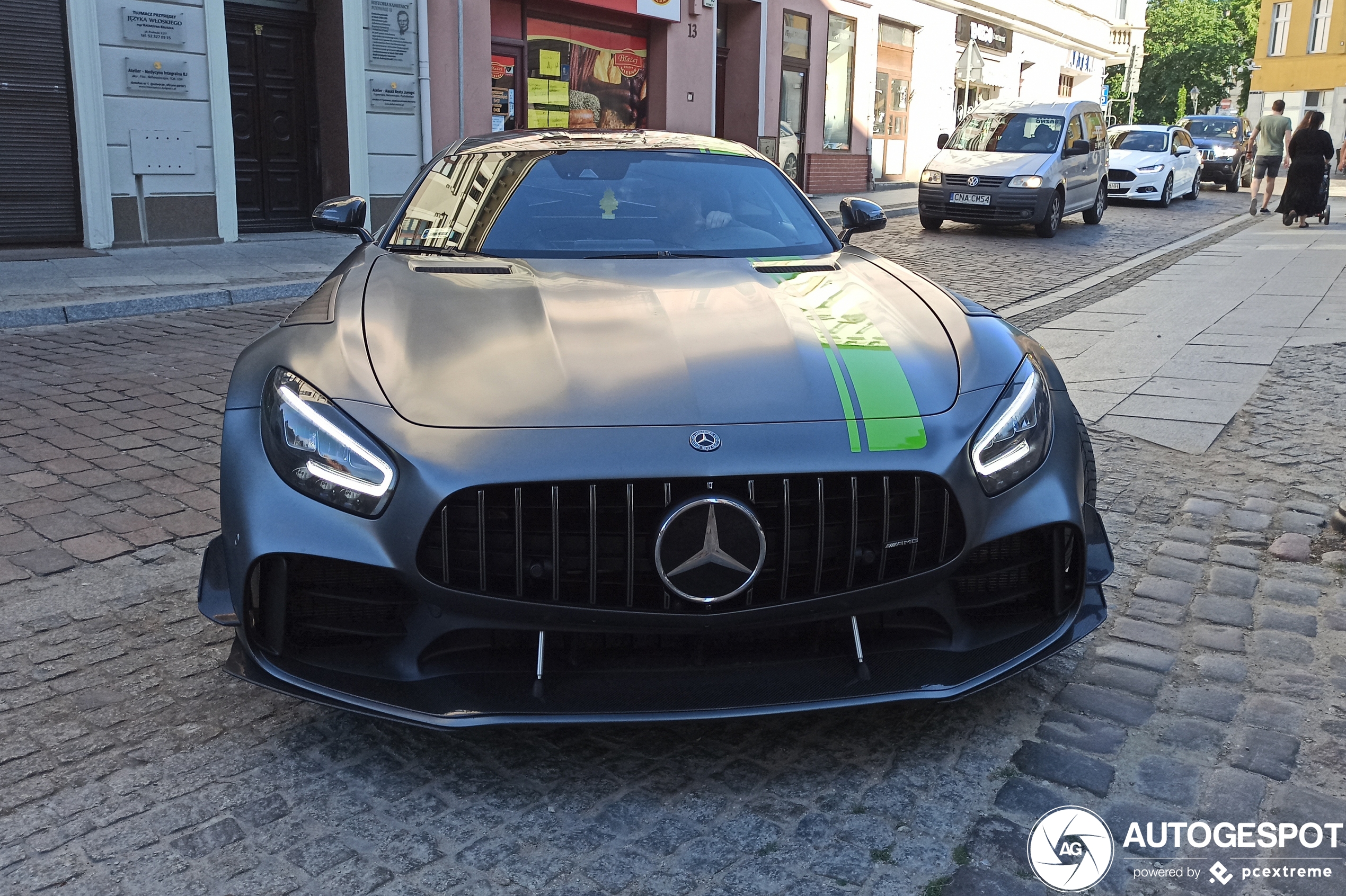 Mercedes-AMG GT R Pro C190