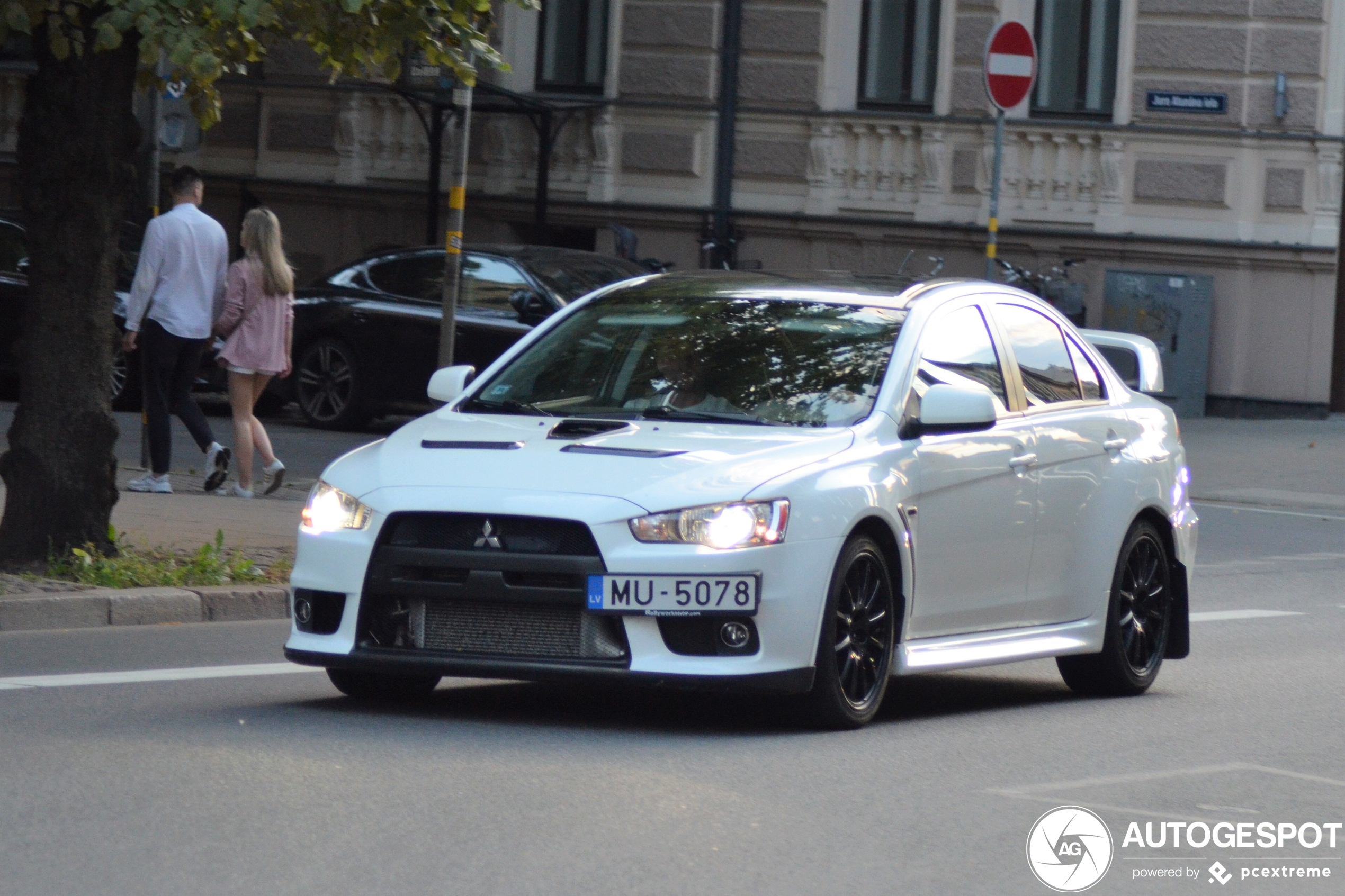 Mitsubishi Lancer Evolution X