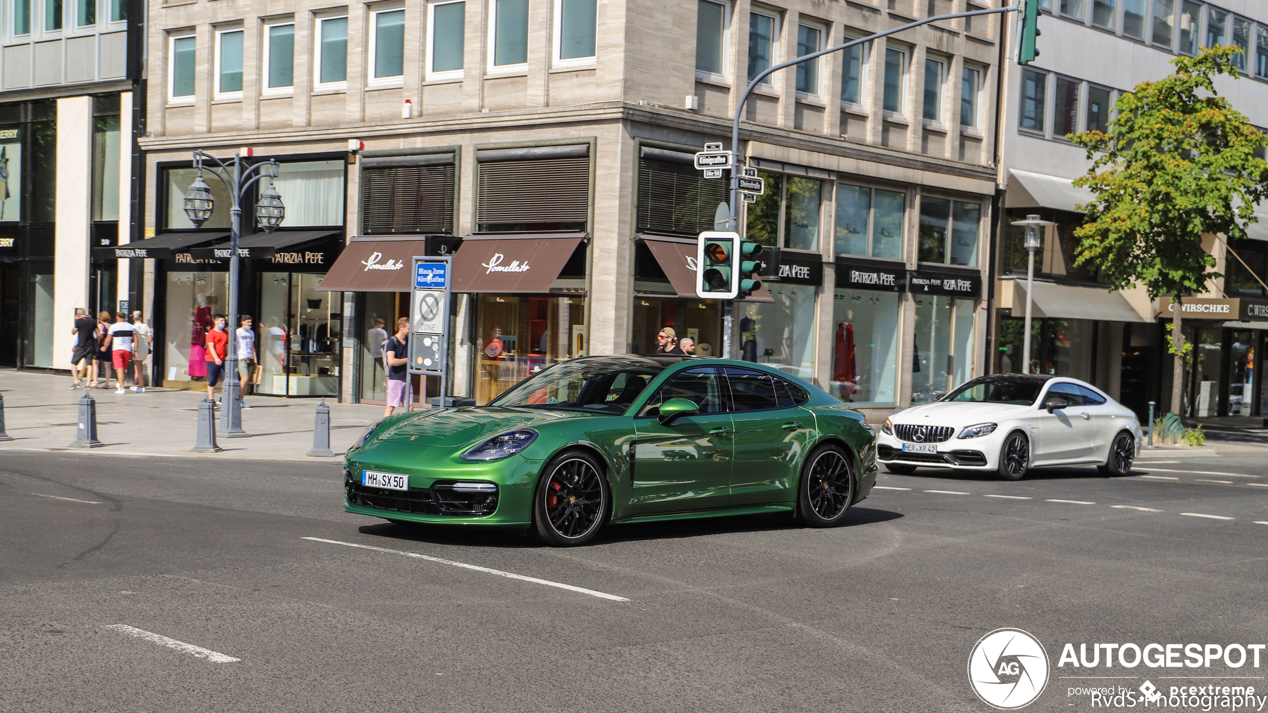 Porsche 971 Panamera GTS MkI