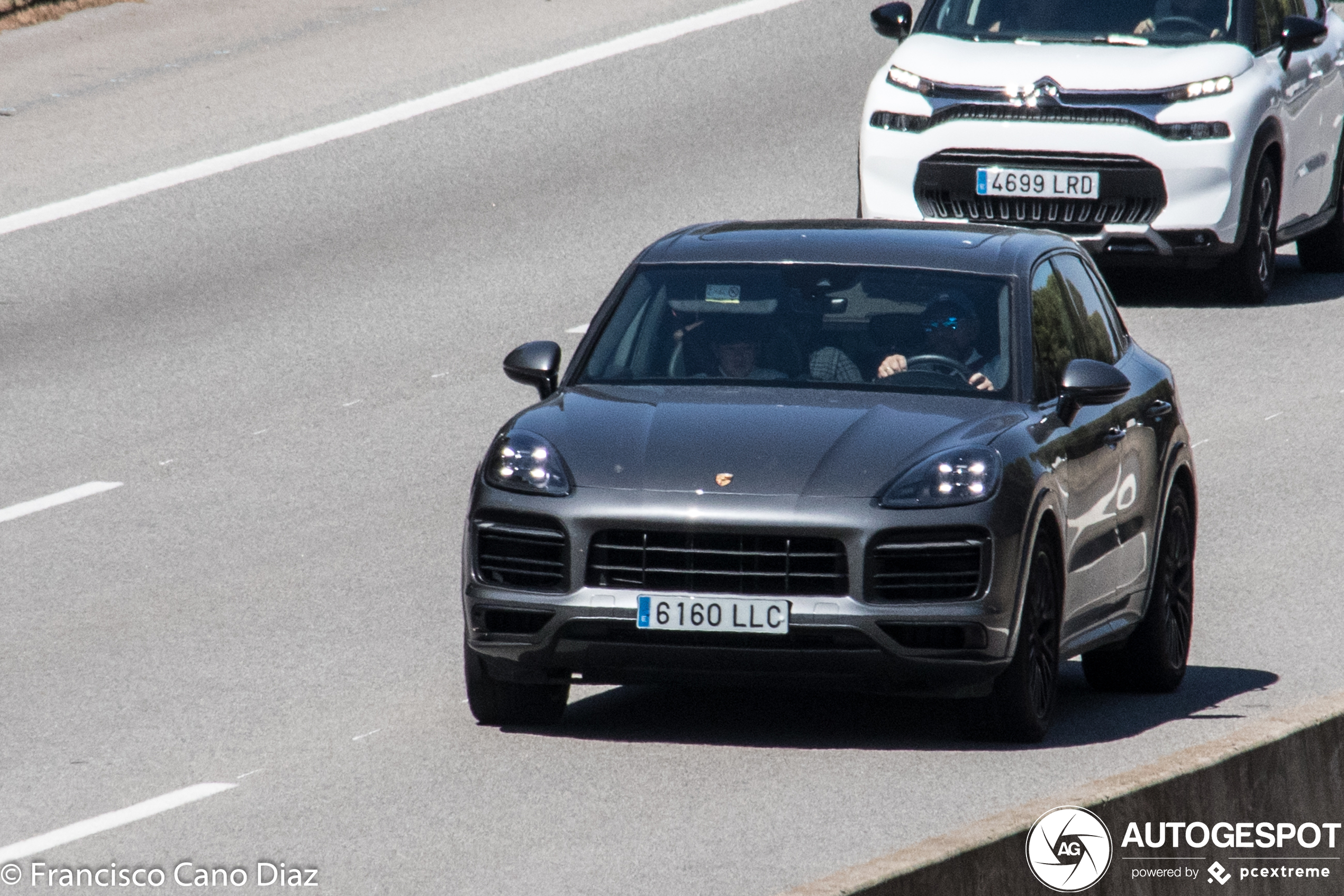 Porsche 9YA Cayenne GTS